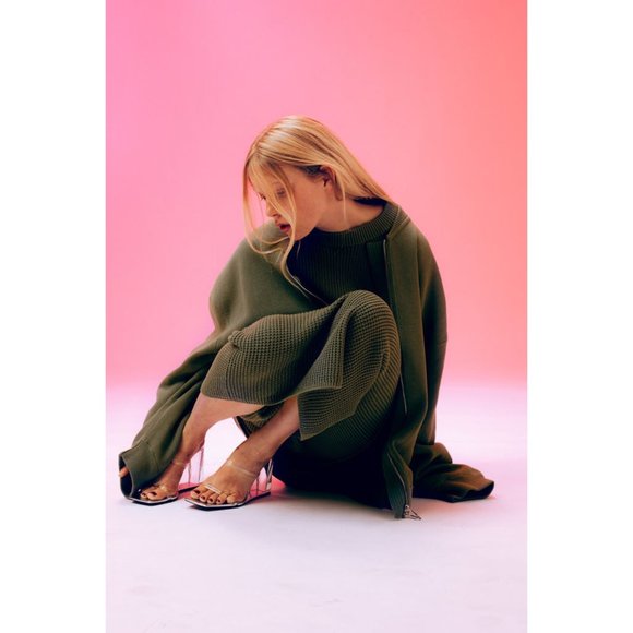 I Love Mr. Mittens • Oversized Knitted Bomber in‎ black - Picture 4 of 12